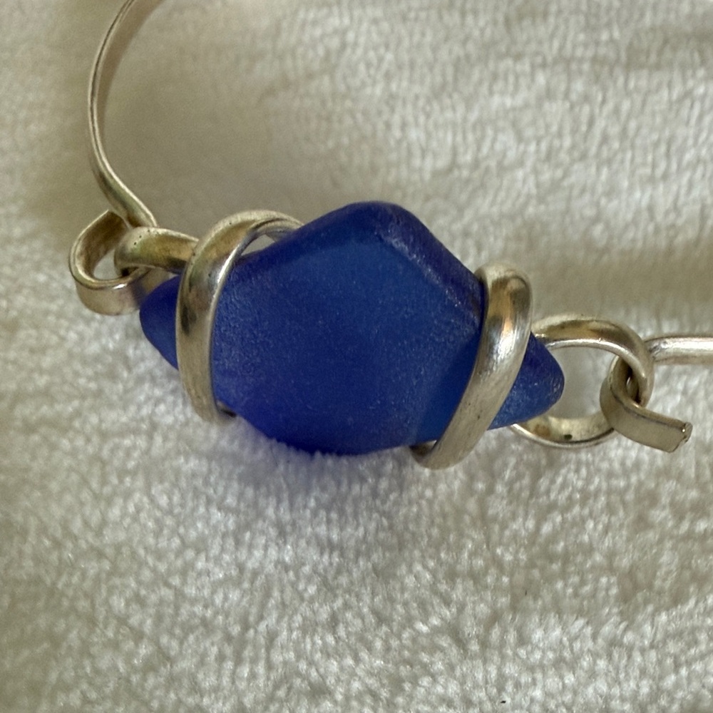 Elegant Blue Sea Glass and Silver Jewelry Set - Picture 3 of 3